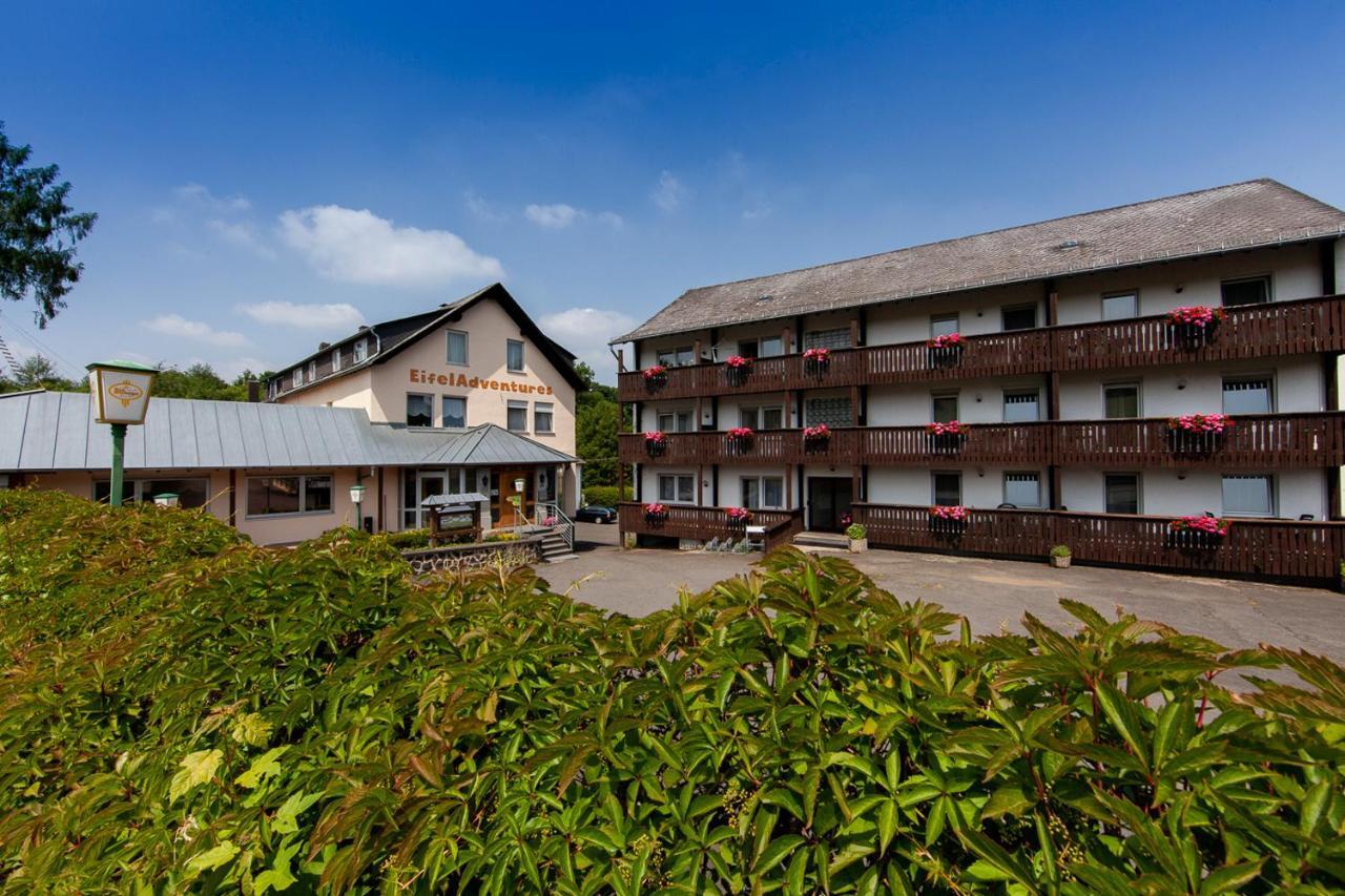 Appartementhaus Eifeladventures Berlingen Esterno foto