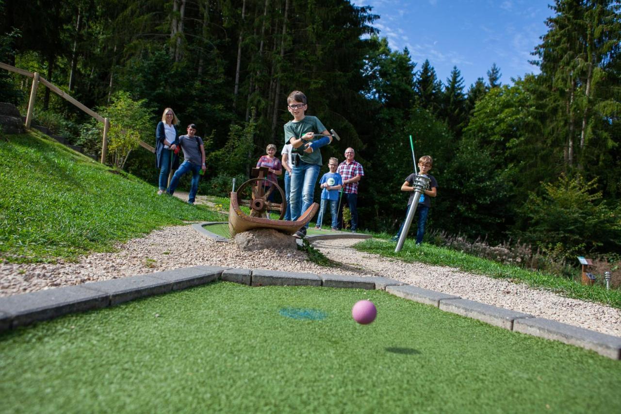 Appartementhaus Eifeladventures Berlingen Esterno foto